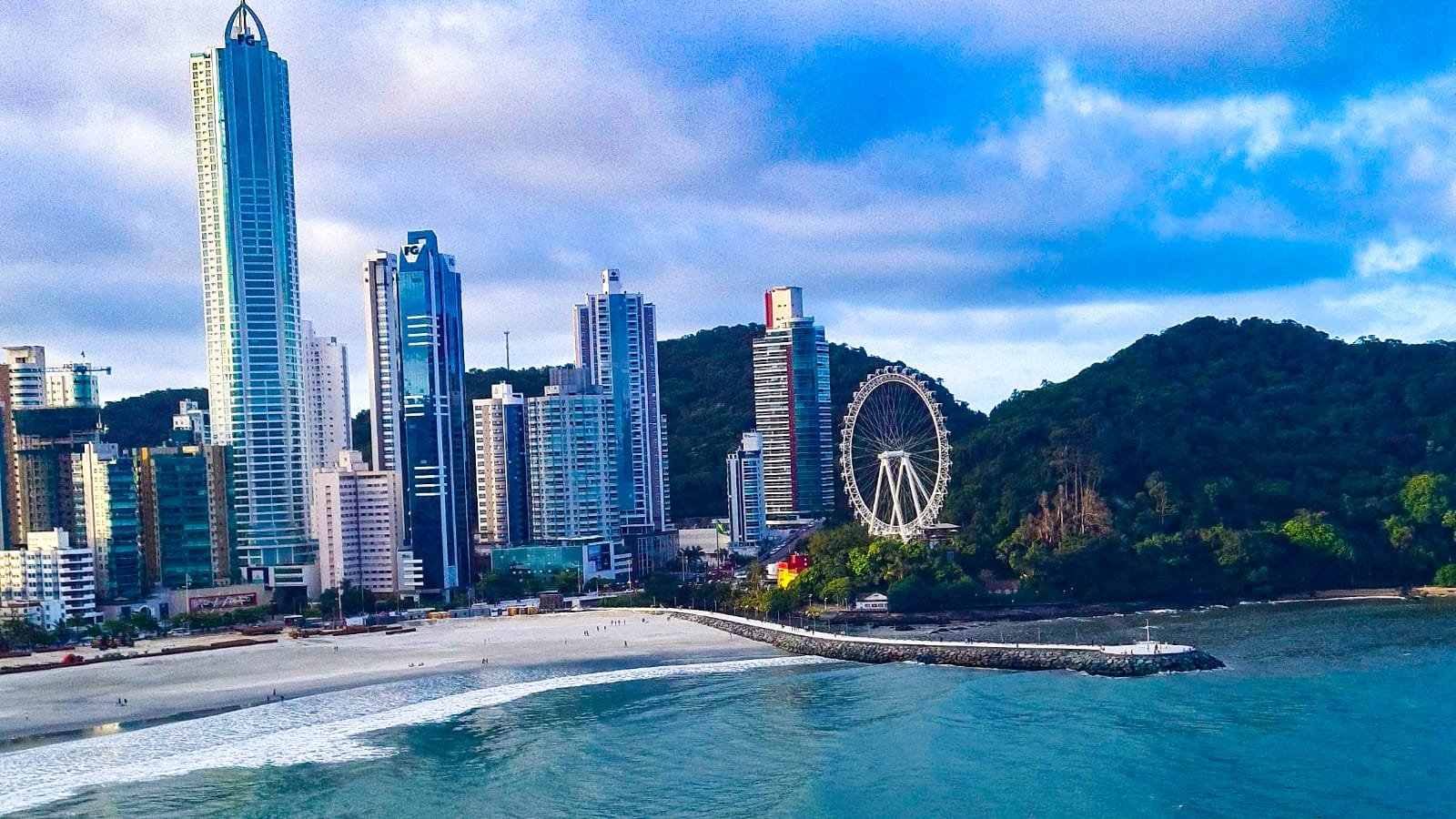 Voo de Helicóptero Balneário Camboriú - Pacote Luxo Itapema