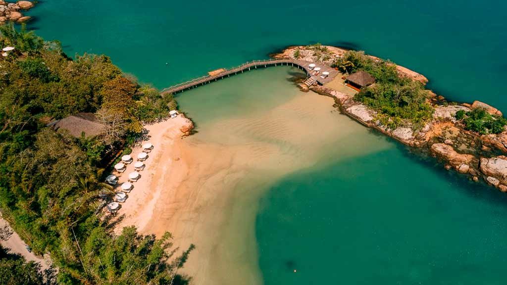 Helicóptero para o Ponta dos Ganchos Resort em Governador Celso Ramos. De Curitba, São Paulo, Florianópolis e todo o Brasil