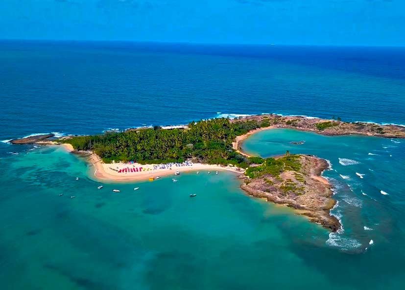 Voo de helicóptero na Praia dos Carneiros