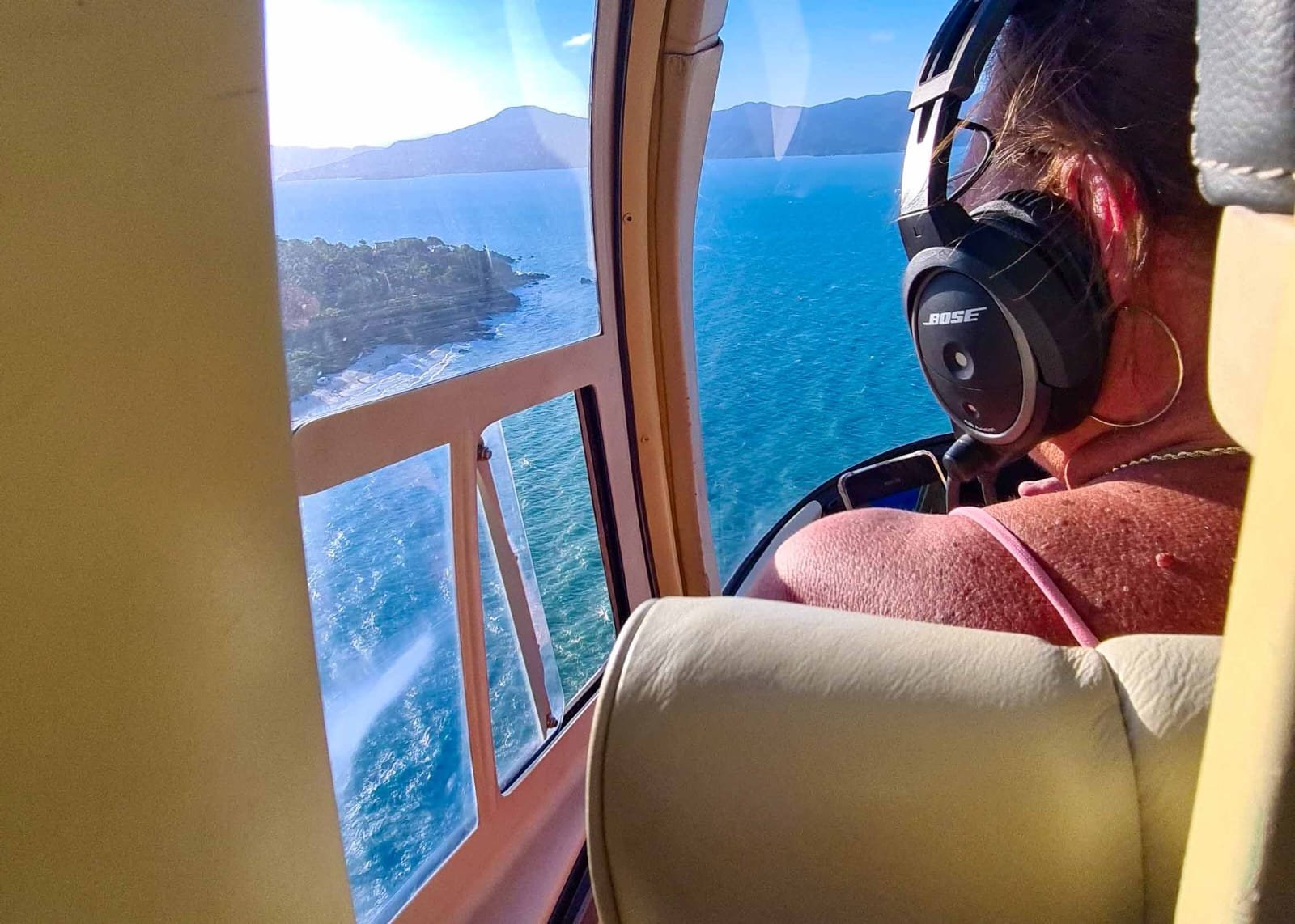 Voo de Helicóptero Florianópolis Até Balneário Camboriú - Pacote Experiência